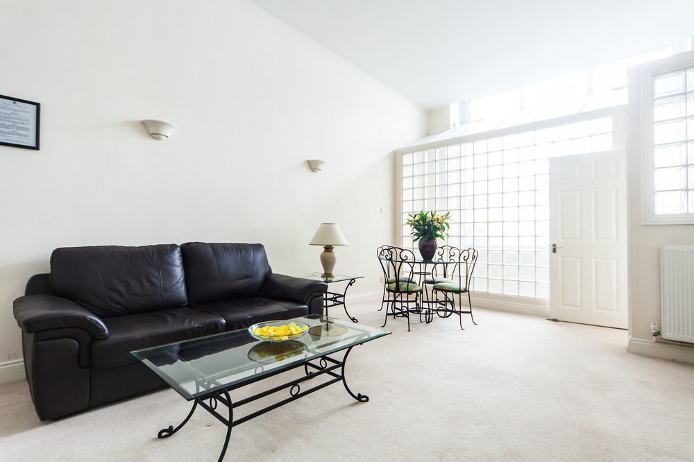 Park Lane City Apartments London Bagian luar foto