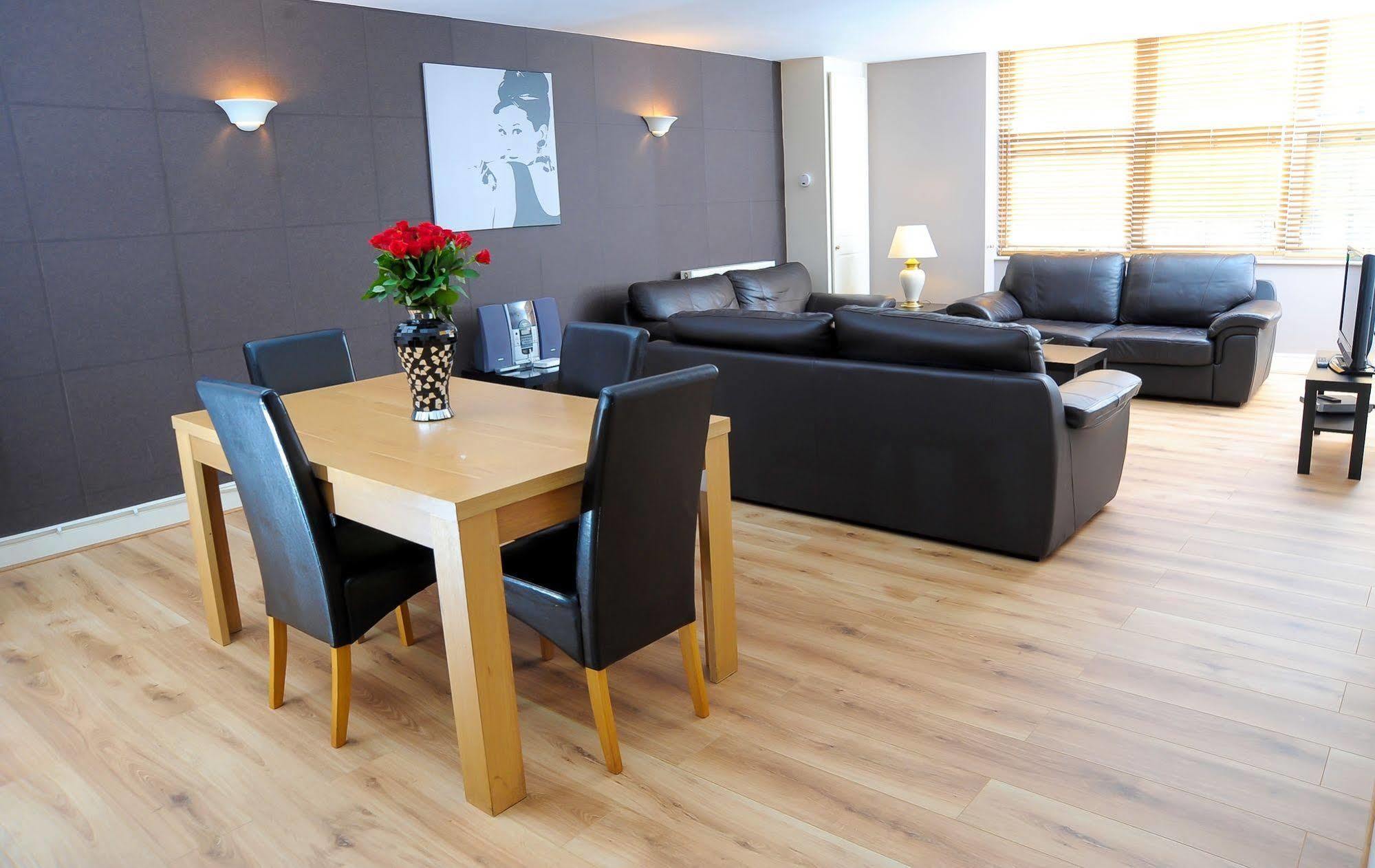 Park Lane City Apartments London Bagian luar foto