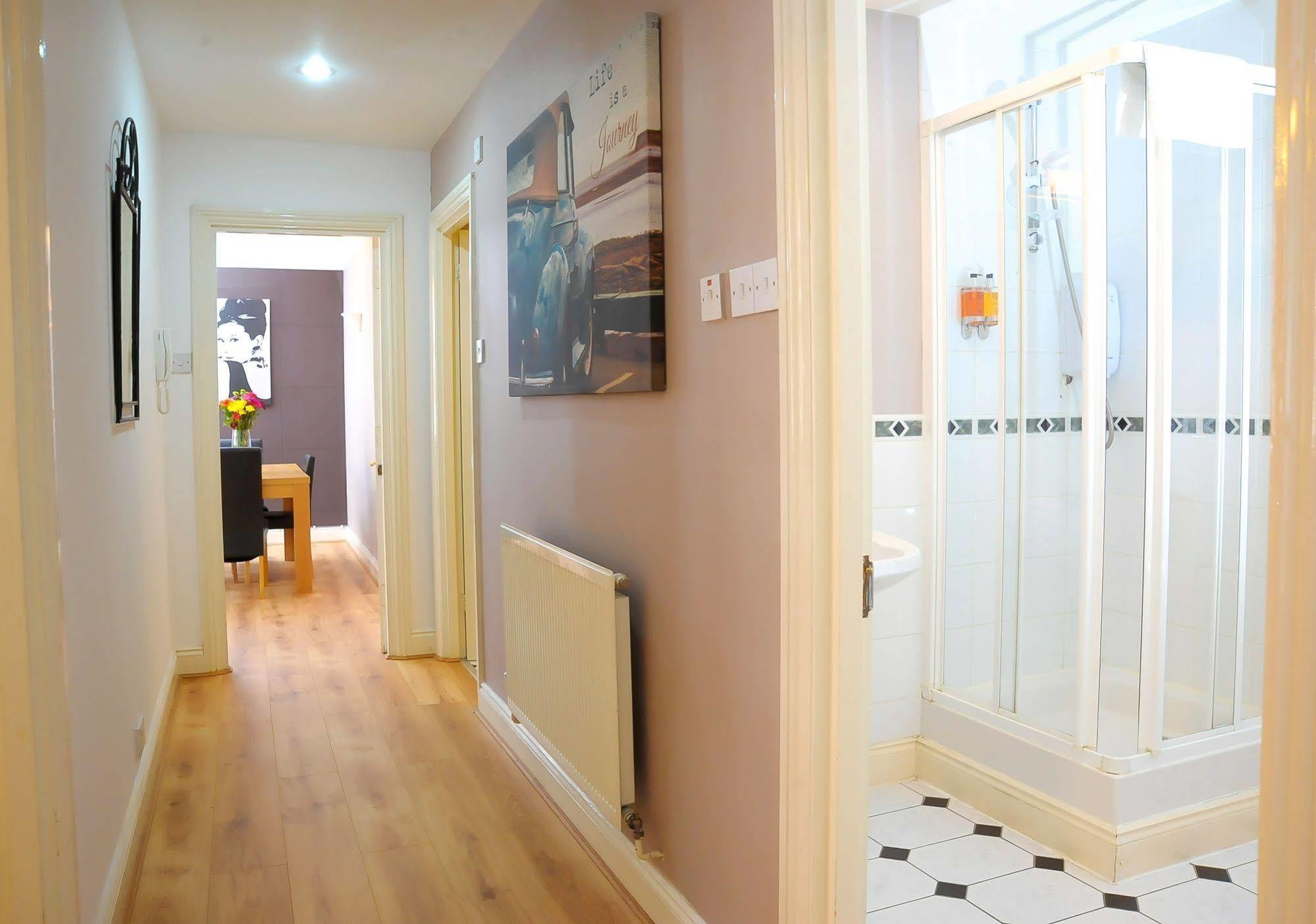 Park Lane City Apartments London Bagian luar foto