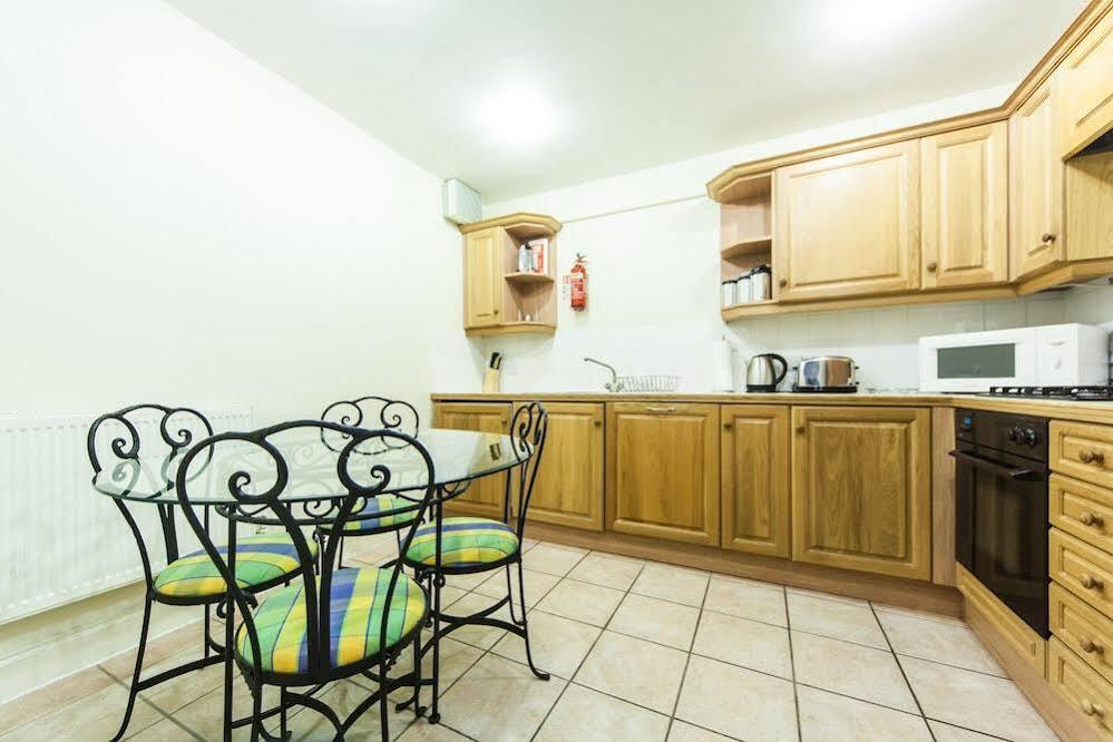 Park Lane City Apartments London Bagian luar foto
